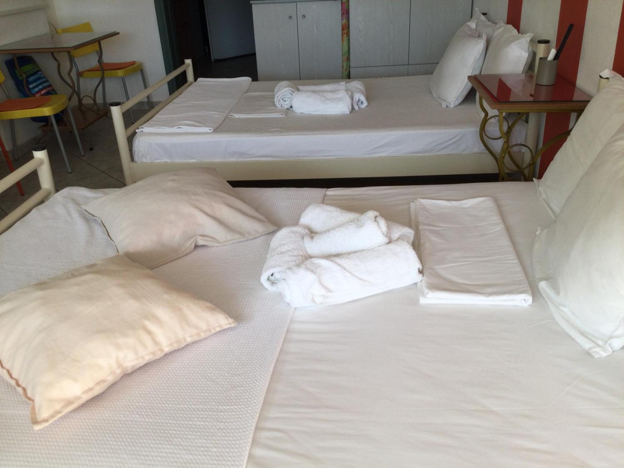 Maria'S Roomstudios Apartments Flats To Let Seaside Heart City Chantzara Spyropoulos Igoumenitsa Esterno foto