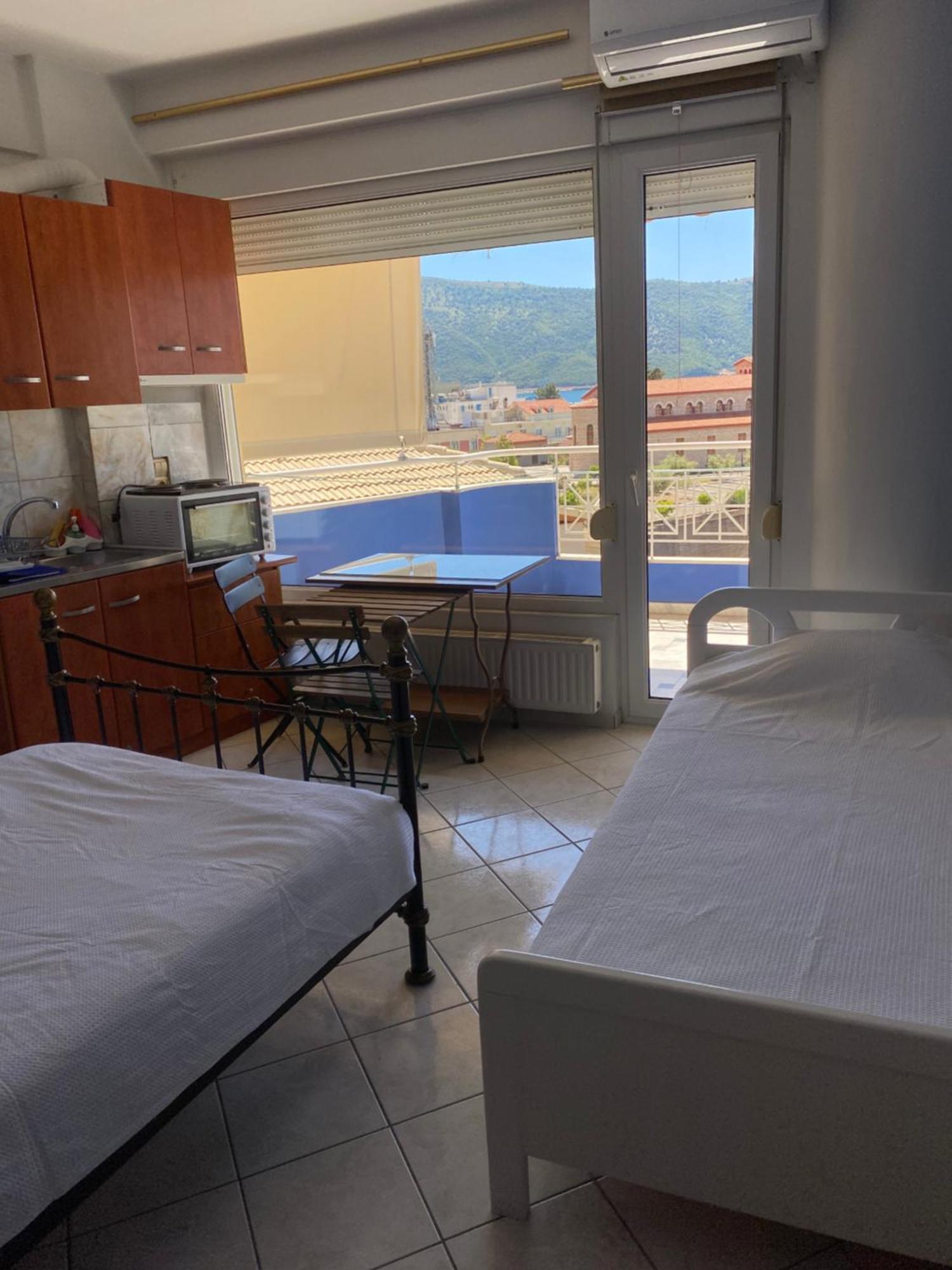Maria'S Roomstudios Apartments Flats To Let Seaside Heart City Chantzara Spyropoulos Igoumenitsa Esterno foto
