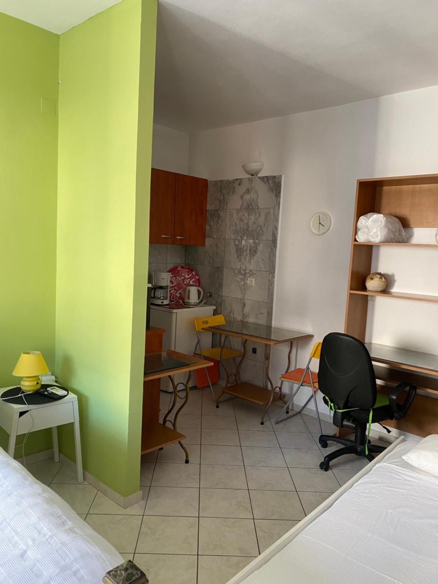 Maria'S Roomstudios Apartments Flats To Let Seaside Heart City Chantzara Spyropoulos Igoumenitsa Esterno foto